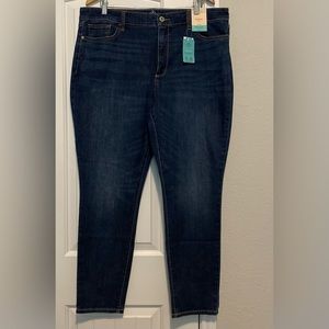 St.John’s Bay Skinny Leg Sz‎ 14 Reg Jeans